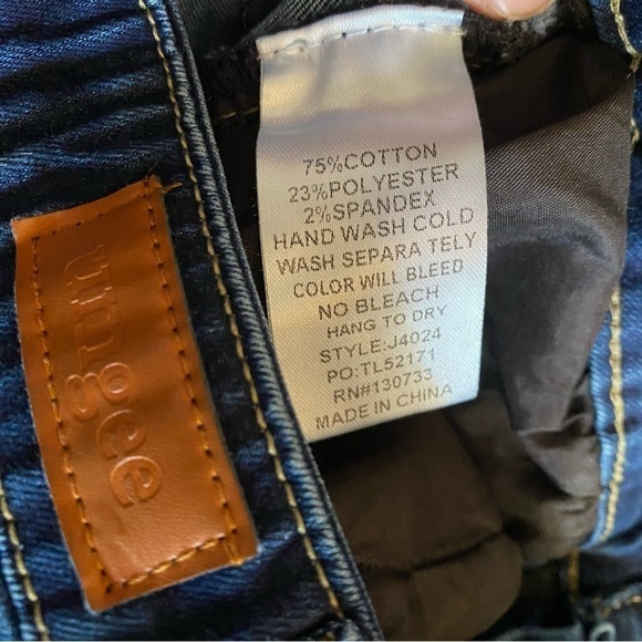 Umgee High Waisted Flare Jeans Size 3 Distressed Hem Stretchy - Picture 9 of 10